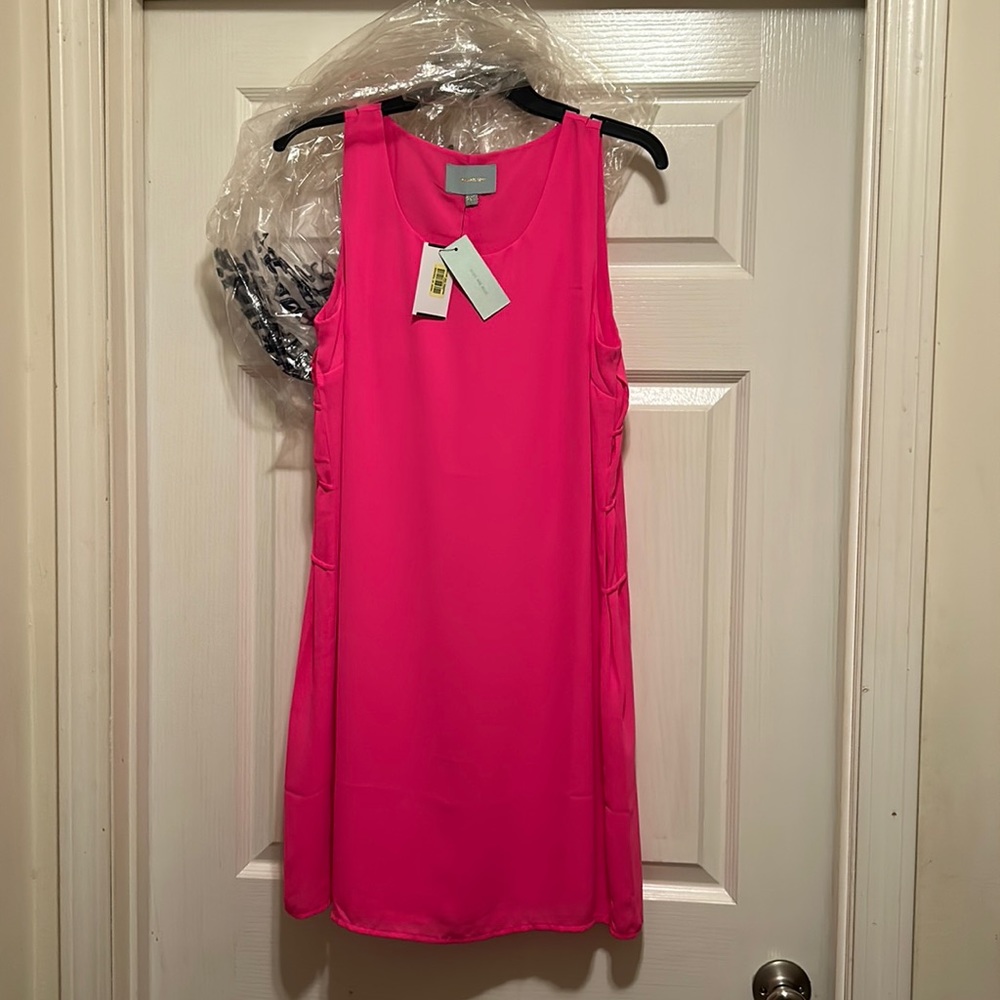 Women’s Dress Skies Are Blue Hot Pink MED NWT